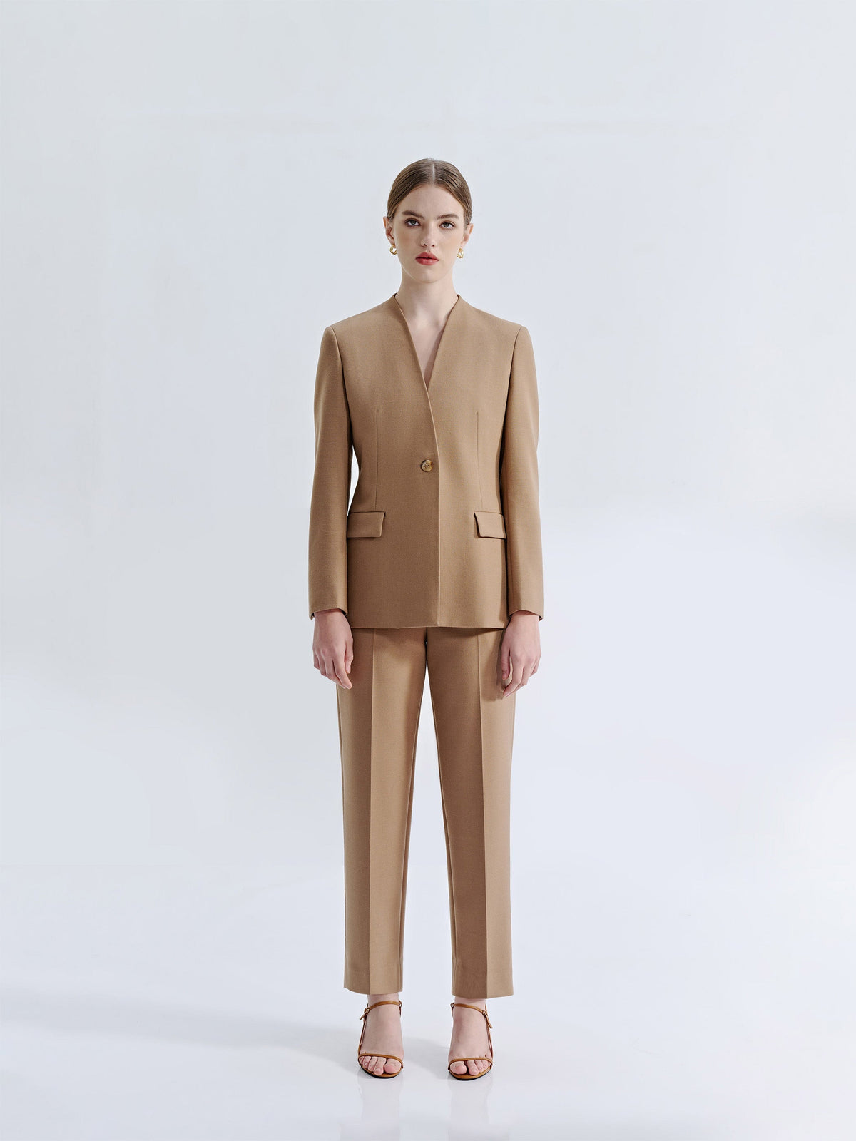 SIENNA WOOL COLLARLESS SUIT JACKET