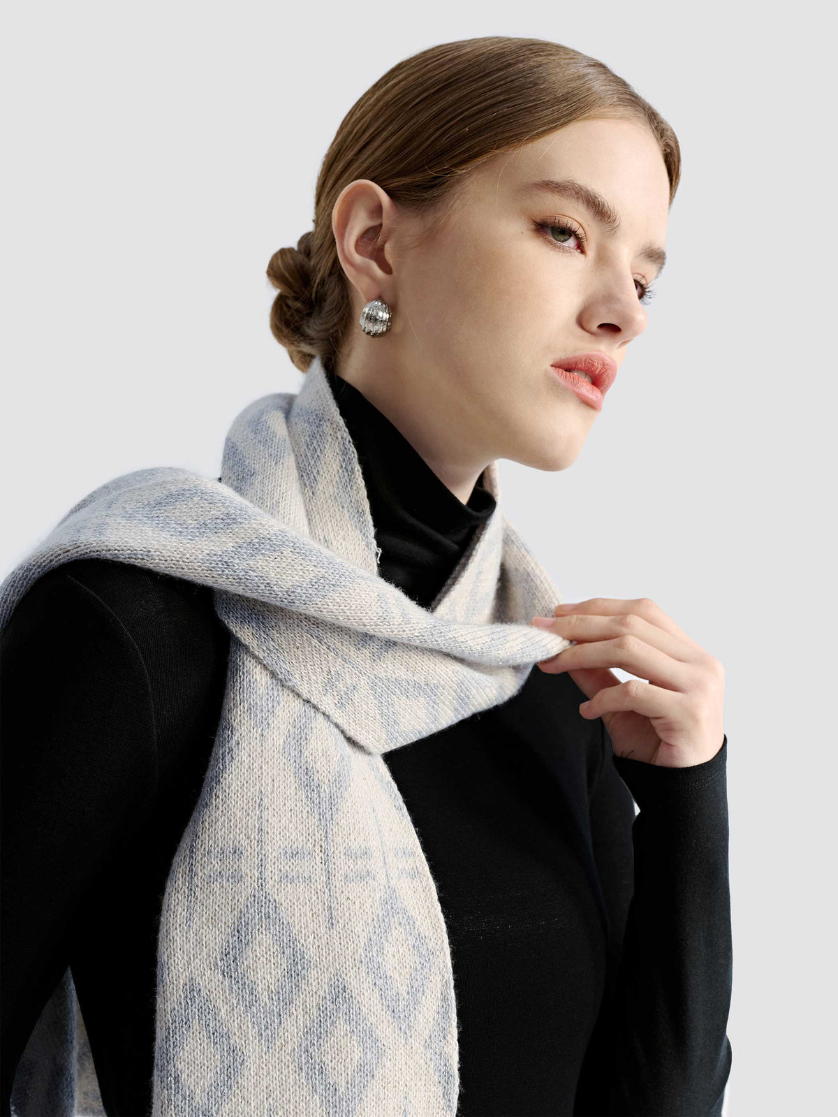 XENA CASHMERE SEQUINED JACQUARD SCARF