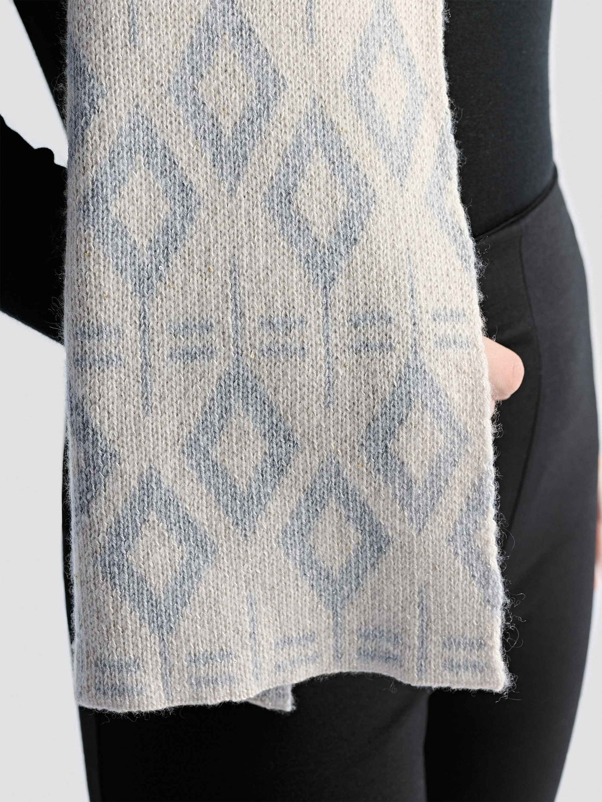 XENA CASHMERE SEQUINED JACQUARD SCARF