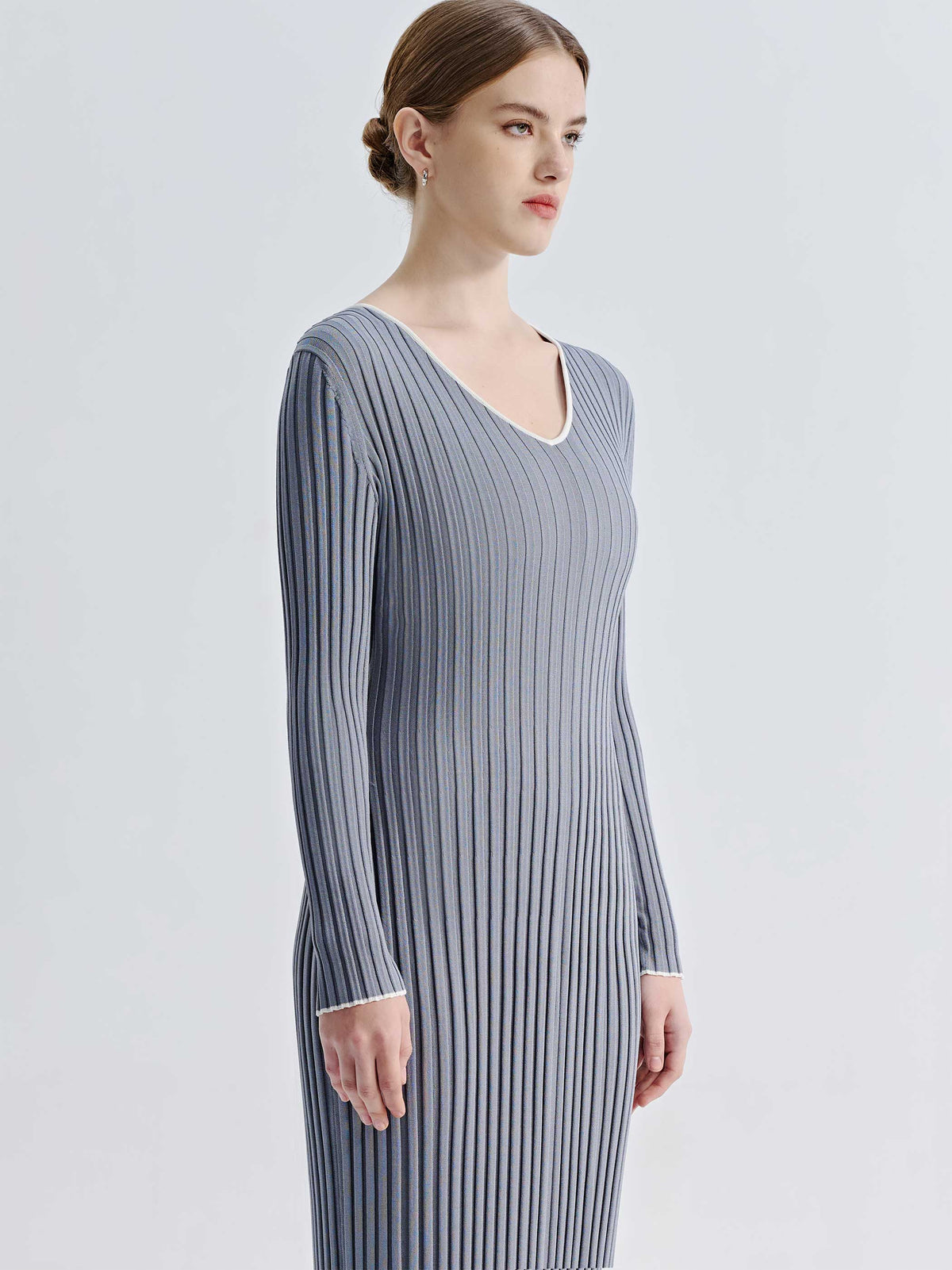 ASHA V NECK KNIT DRESS