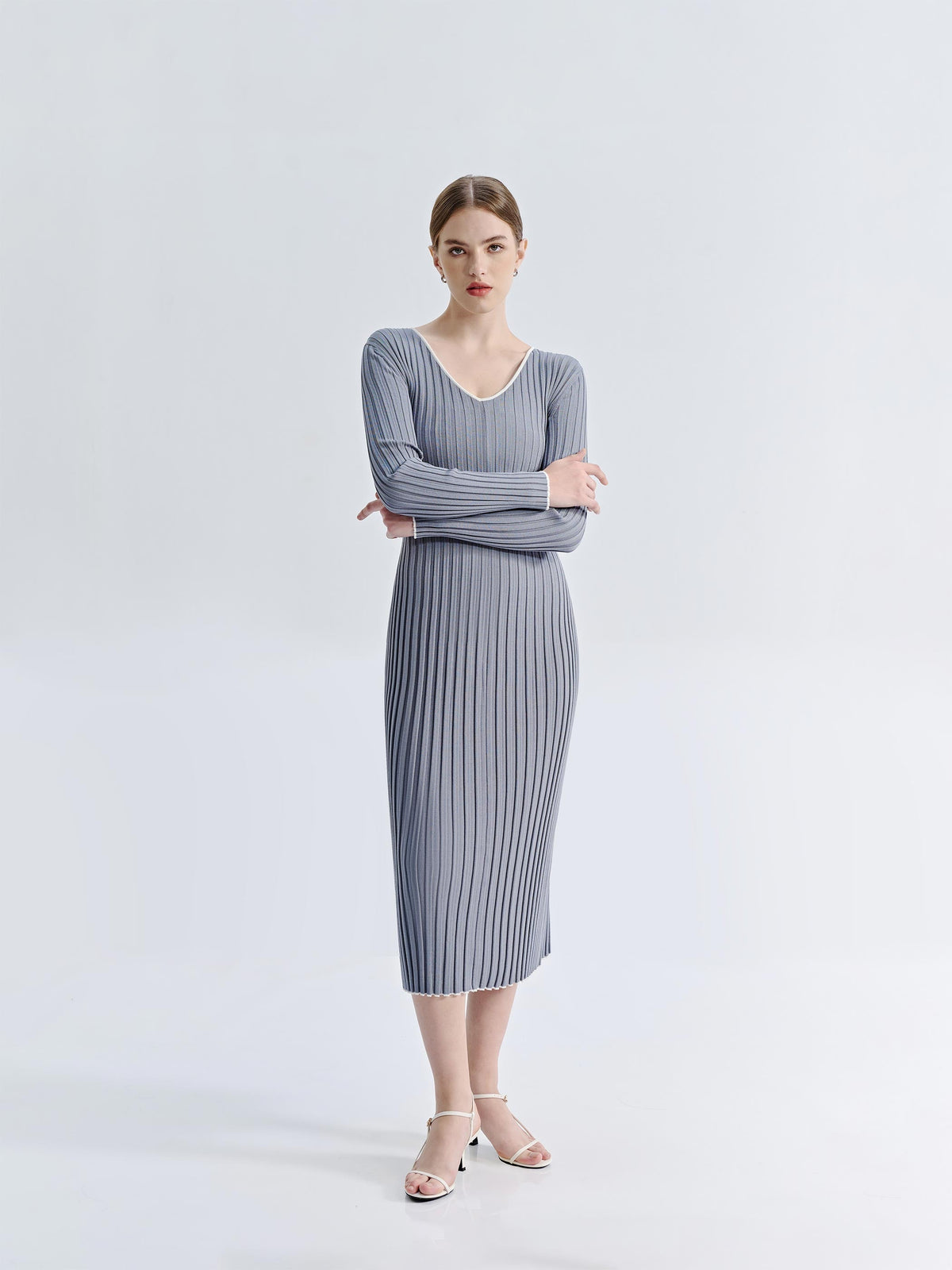 ASHA V NECK KNIT DRESS